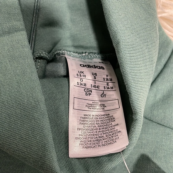 Adidas Essential Neck Sweatshirt - Picture 7 of 8